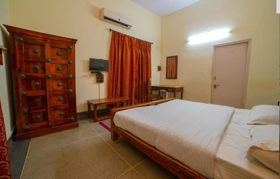 Sisodia Hotel & Resorts Jodhpur  Eksteriør billede